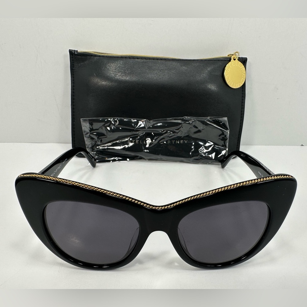 NEW - Stella McCartney Cat-Eye Sunglasses - Black